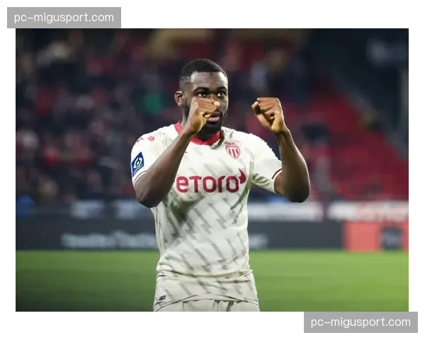 AC米兰发布最新财报,商业收入增长但转会市场净投入有限 AC米兰发布最新财报,商业收入增长但转会市场净投入有限